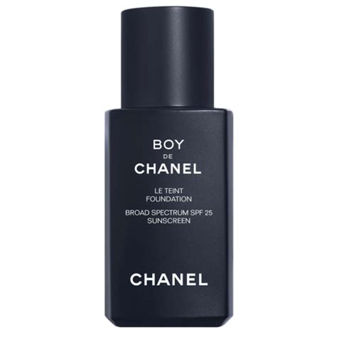 boy de chanel foundation review